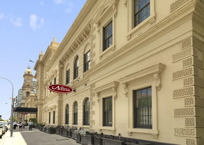 Adina Apartment Adelaide TreasuryAirport Hotel